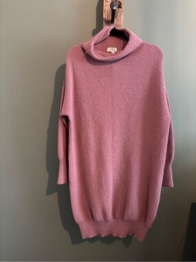40.) Umgee / Ottoman Style / Dusty Pink Sweater